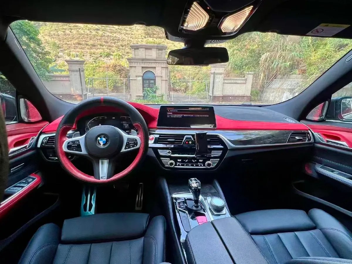 2020 BMW 6 Series GT 2.0T 258HP L4 8AT,autocango,china used car exporter,china ev exporter,chinese used car exporter,chinese used ev exporter