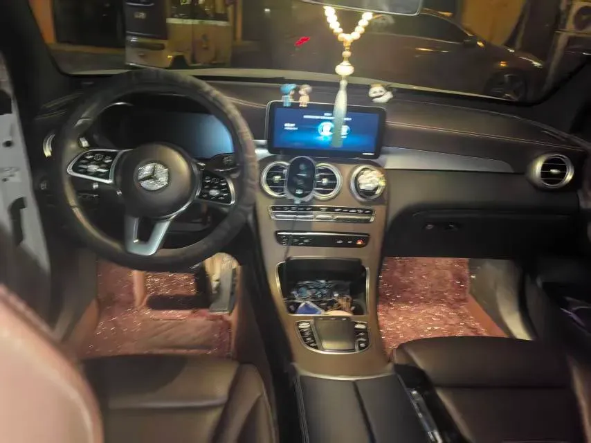 2021 Mercedes-Benz GLC Class 2.0T 258HP L4 9AT,autocango,china used car exporter,china ev exporter,chinese used car exporter,chinese used ev exporter