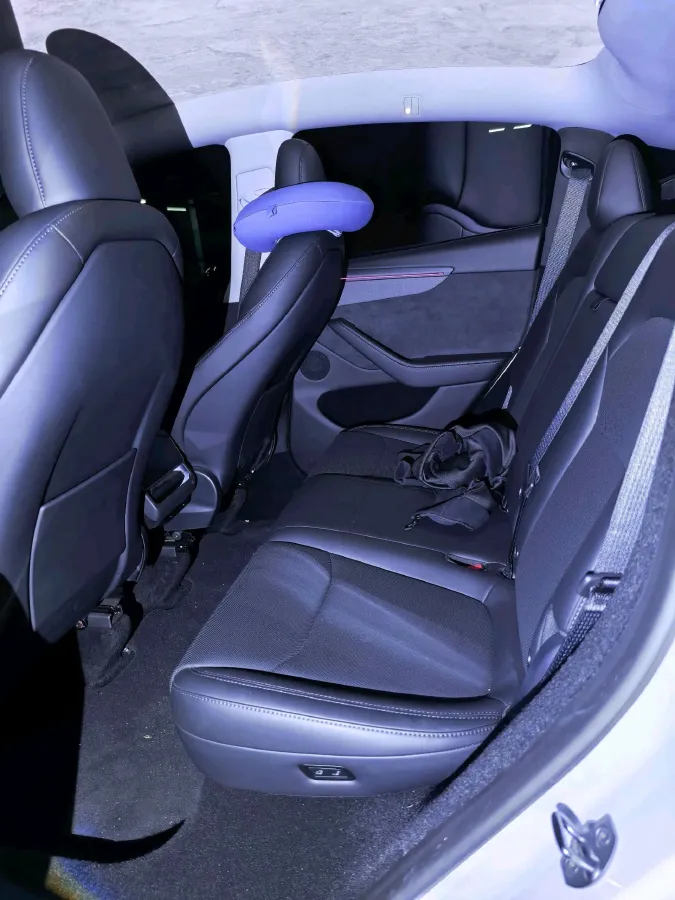 2025 Tesla Model Y BEV 78.4KWH,autocango,china used car exporter,china ev exporter,chinese used car exporter,chinese used ev exporter