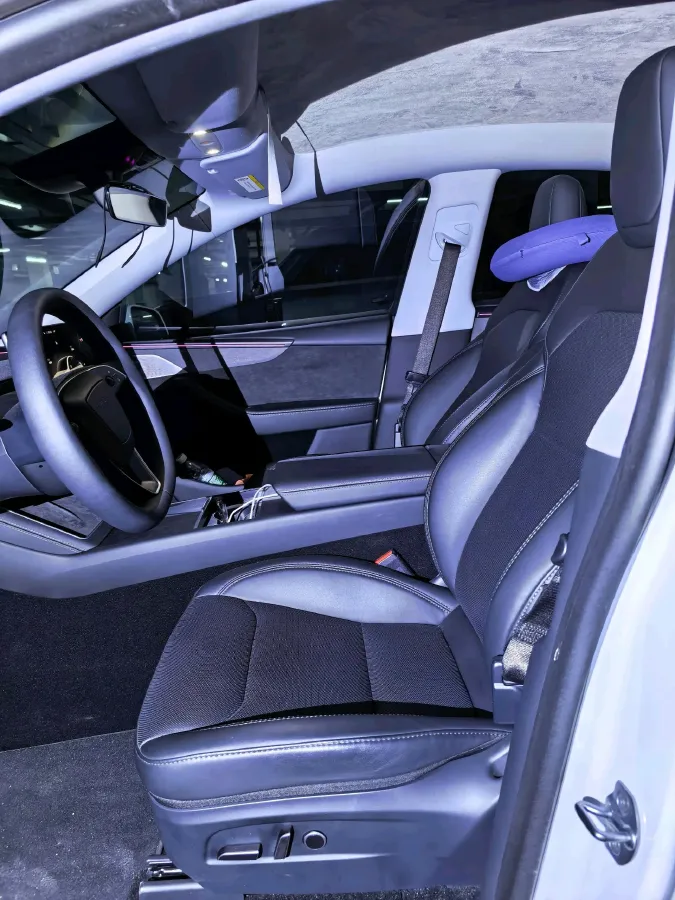 2025 Tesla Model Y BEV 78.4KWH,autocango,china used car exporter,china ev exporter,chinese used car exporter,chinese used ev exporter