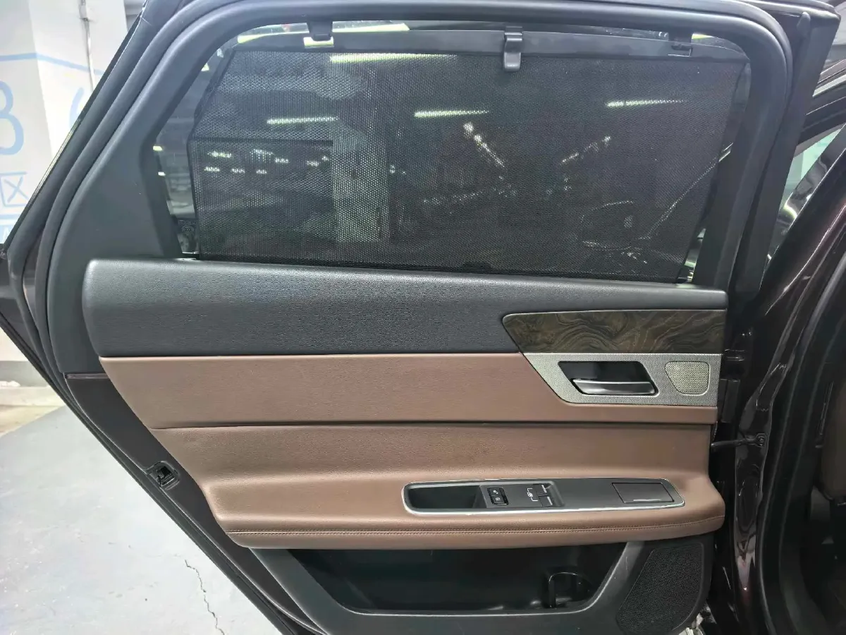 2018 Mercedes-Benz E Class 2.0T 184HP L4 9AT,autocango,china used car exporter,china ev exporter,chinese used car exporter,chinese used ev exporter