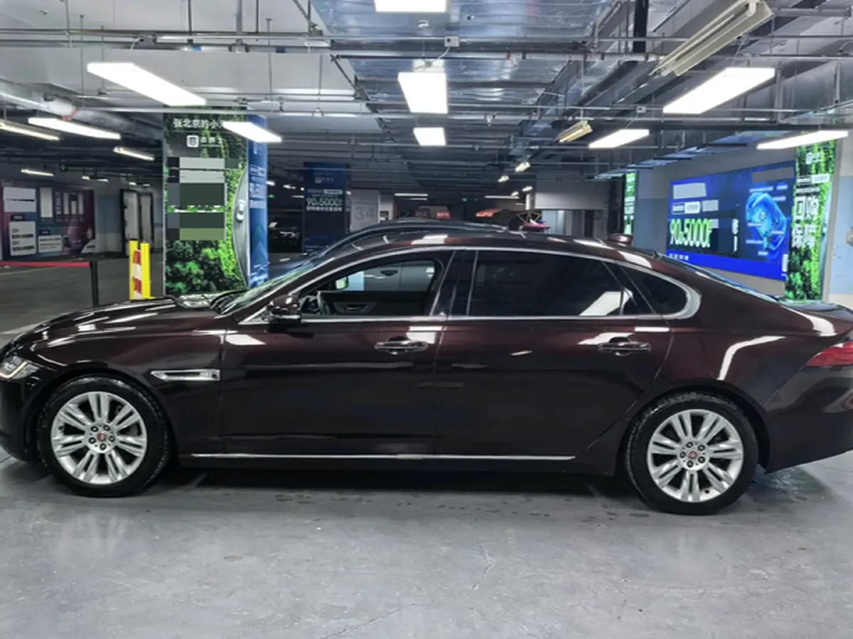 2018 Mercedes-Benz E Class 2.0T 184HP L4 9AT,autocango,china used car exporter,china ev exporter,chinese used car exporter,chinese used ev exporter