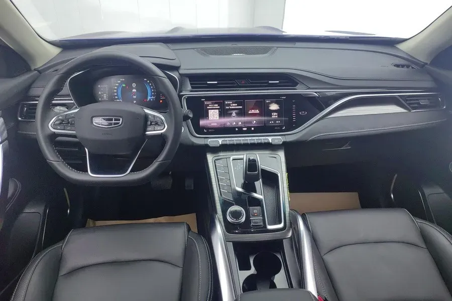 2020 Geely Azkarra 1.8T 184HP L4 7DCT,autocango,china used car exporter,china ev exporter,chinese used car exporter,chinese used ev exporter