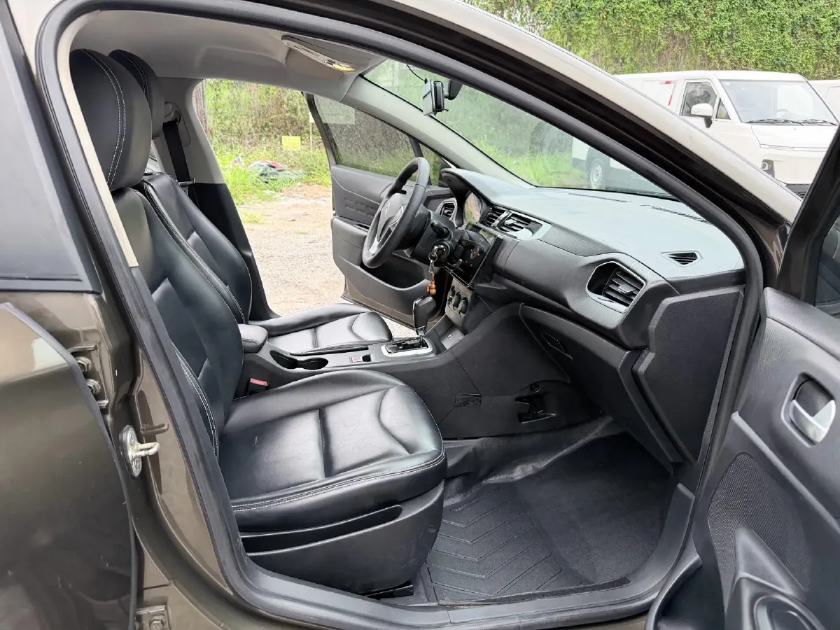 2019 Citroen C4L 1.2T 136HP L3 6AT,autocango,china used car exporter,china ev exporter,chinese used car exporter,chinese used ev exporter