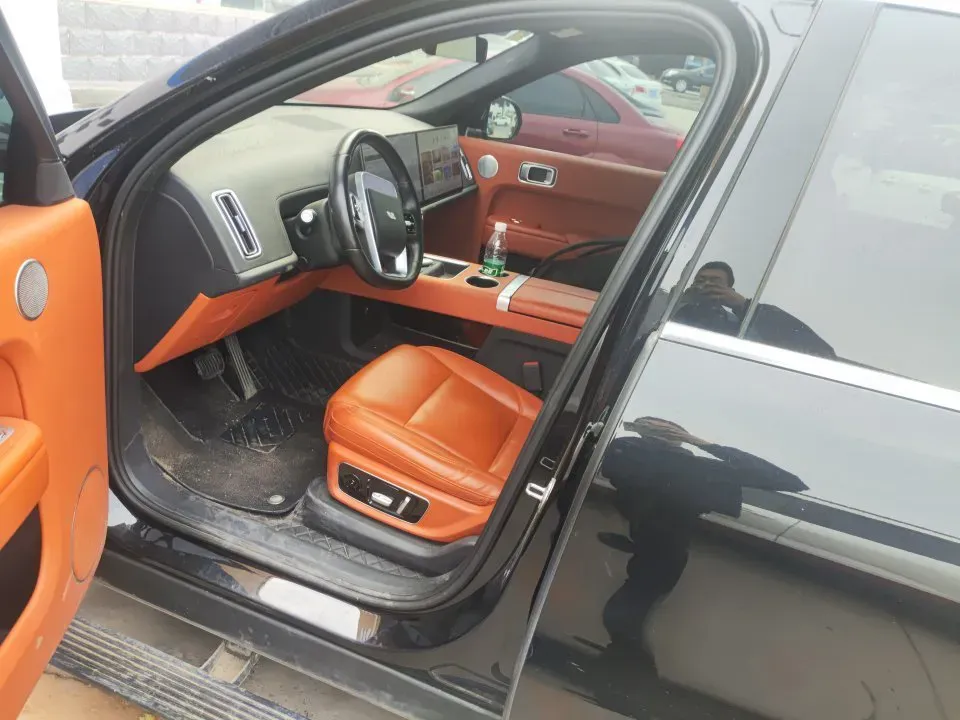 2022 Li L9 Range Extended 154HP REEV 42.6KWH,autocango,china used car exporter,china ev exporter,chinese used car exporter,chinese used ev exporter