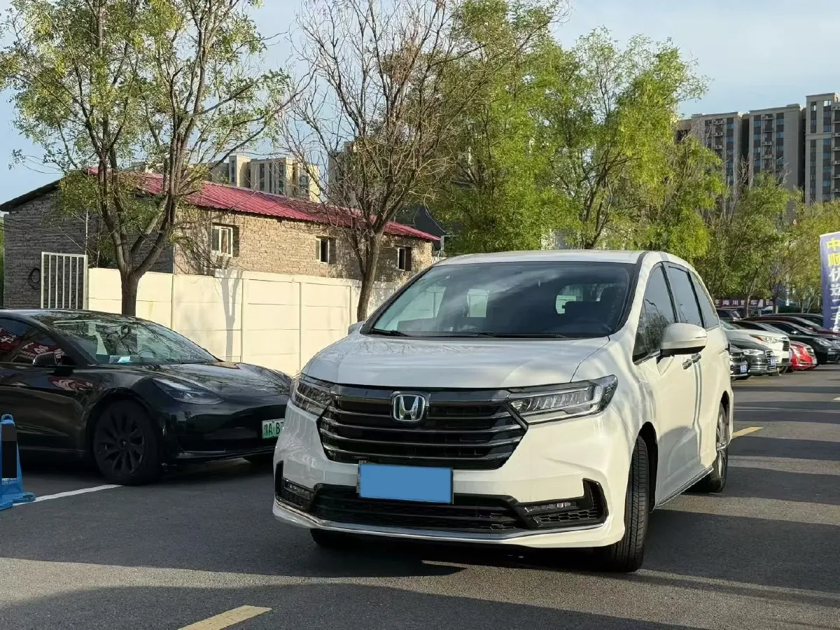 2024 Honda Odyssey 2.0L 146HP L4 E-CVT Hybrid,autocango,china used car exporter,china ev exporter,chinese used car exporter,chinese used ev exporter