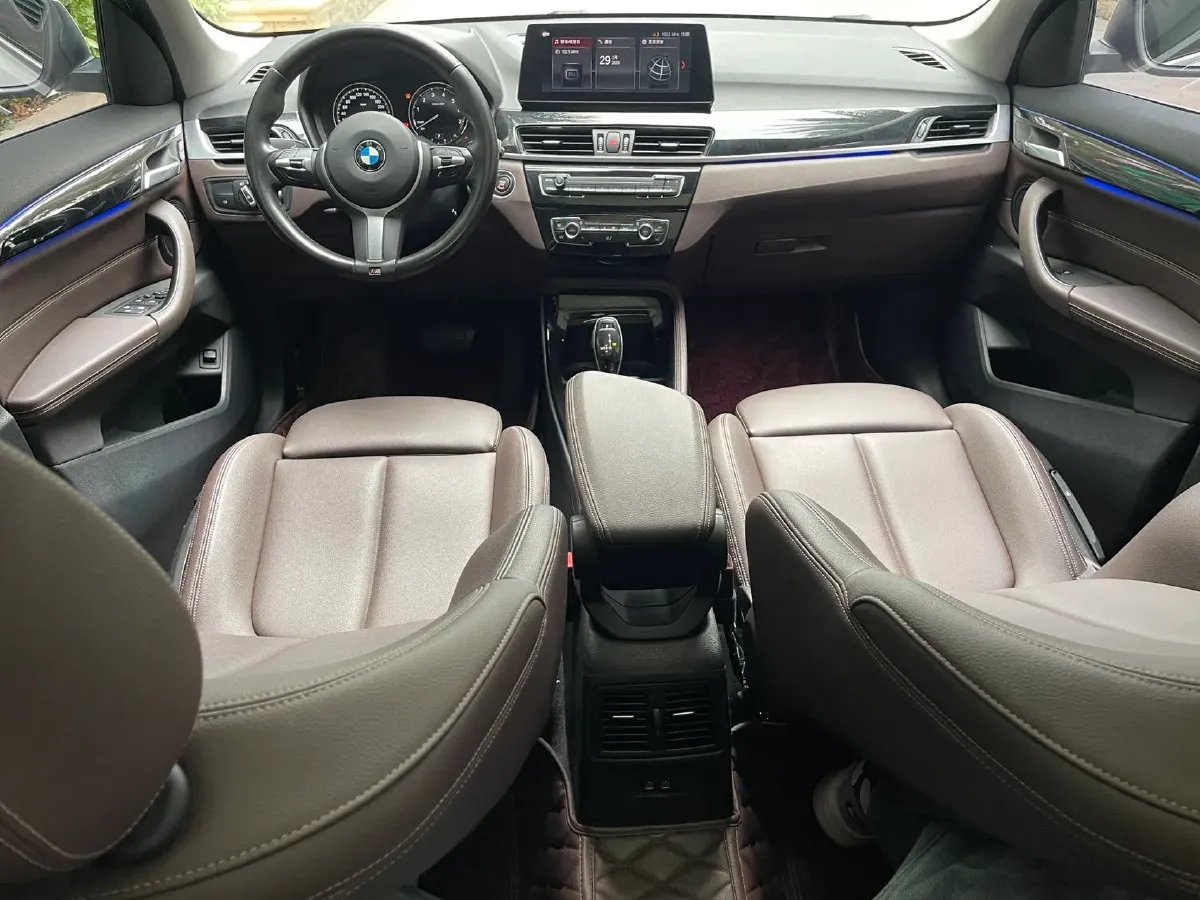 2020 BMW X1 1.5T 140HP L3 7DCT,autocango,china used car exporter,china ev exporter,chinese used car exporter,chinese used ev exporter