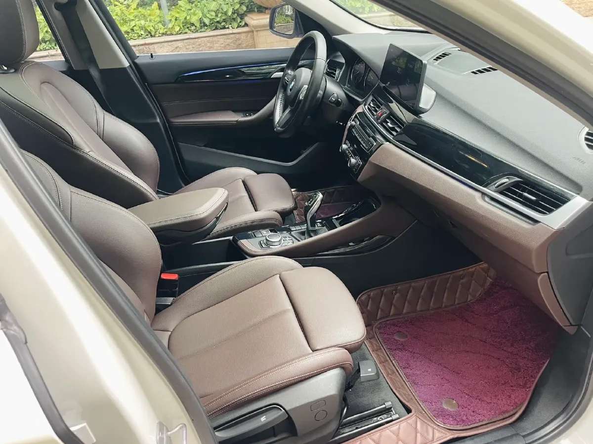 2020 BMW X1 1.5T 140HP L3 7DCT,autocango,china used car exporter,china ev exporter,chinese used car exporter,chinese used ev exporter