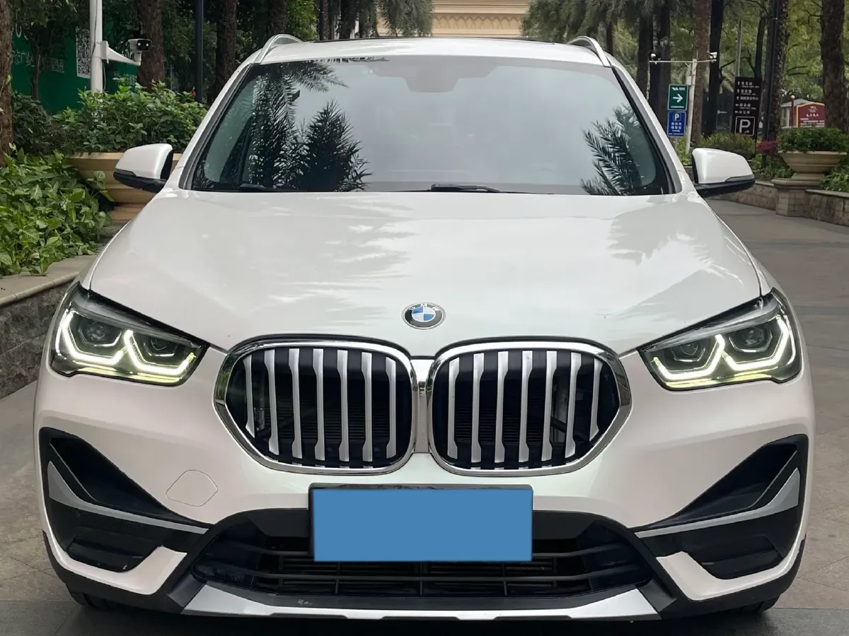 2020 BMW X1 1.5T 140HP L3 7DCT,autocango,china used car exporter,china ev exporter,chinese used car exporter,chinese used ev exporter