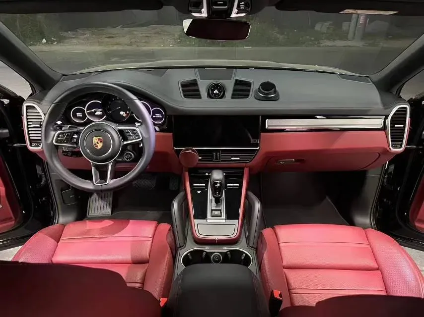 2022 Porsche Cayenne 3.0T 340HP V6 8AT,autocango,china used car exporter,china ev exporter,chinese used car exporter,chinese used ev exporter