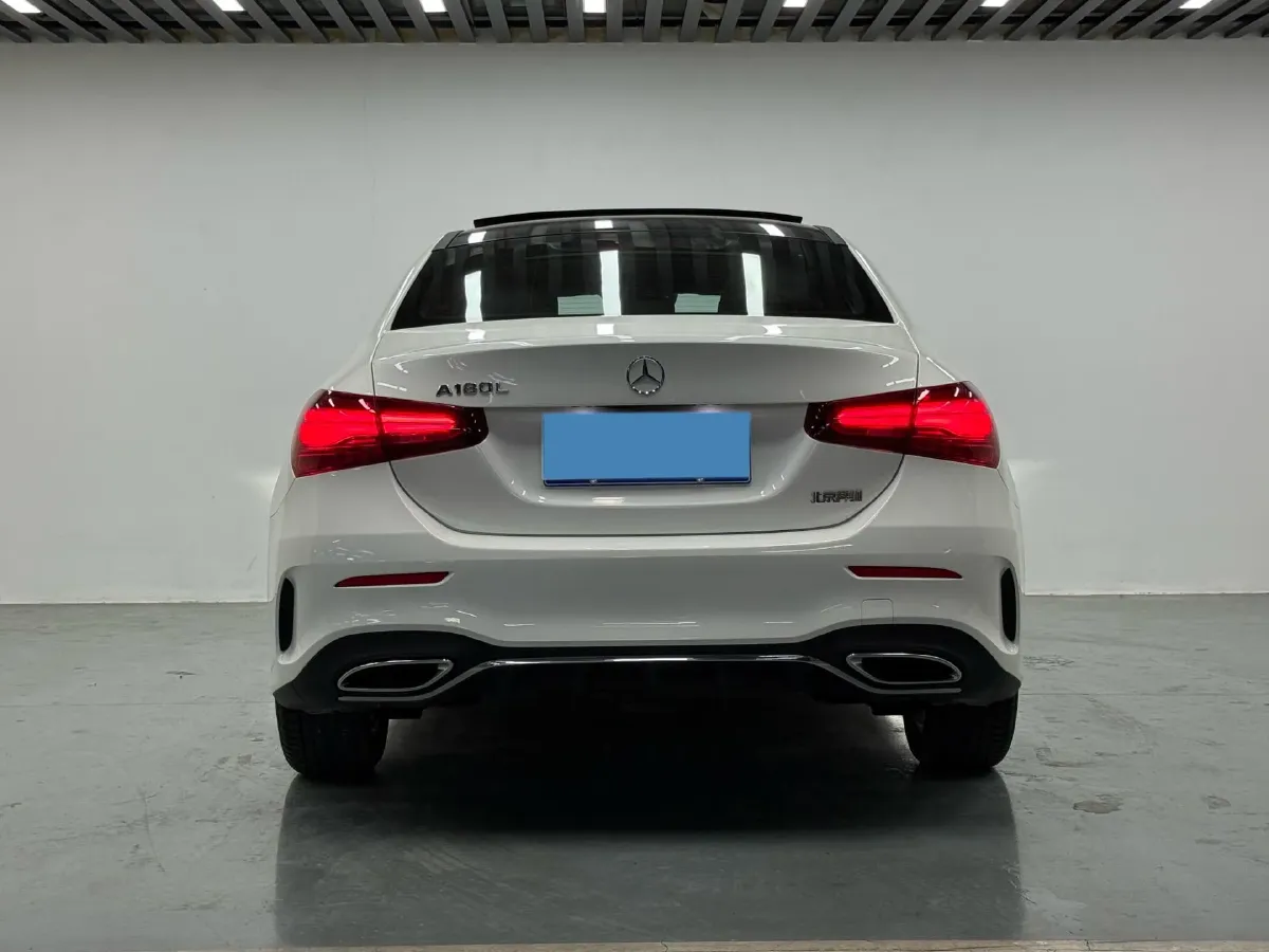 2023 Mercedes-Benz A Class 1.3T 136HP L4 7DCT,autocango,china used car exporter,china ev exporter,chinese used car exporter,chinese used ev exporter