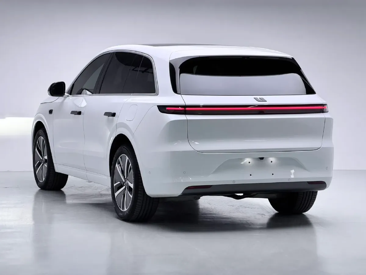 2024 Li L6 Range Extended 154HP L4 REEV 36.8KWH,autocango,china used car exporter,china ev exporter,chinese used car exporter,chinese used ev exporter