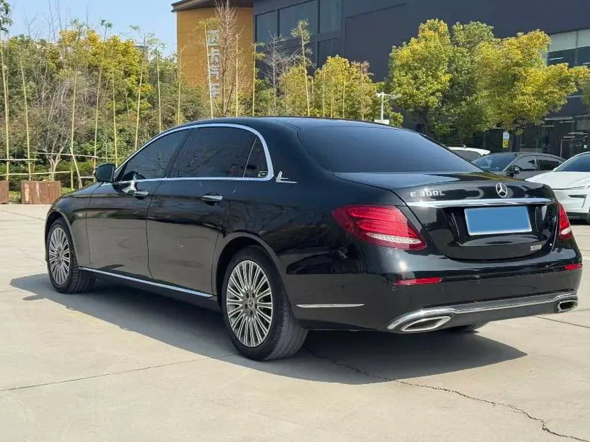 2020 Mercedes-Benz E Class 2.0T 258HP L4 9AT,autocango,china used car exporter,china ev exporter,chinese used car exporter,chinese used ev exporter