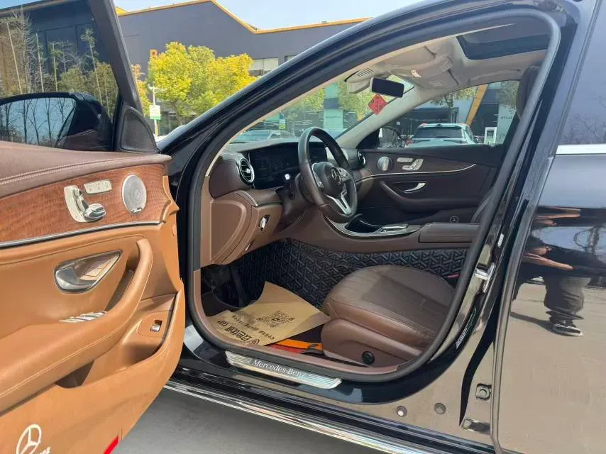 2020 Mercedes-Benz E Class 2.0T 258HP L4 9AT,autocango,china used car exporter,china ev exporter,chinese used car exporter,chinese used ev exporter