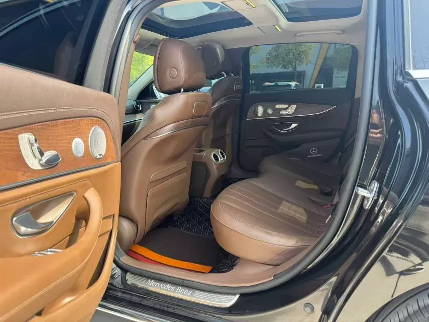 2020 Mercedes-Benz E Class 2.0T 258HP L4 9AT,autocango,china used car exporter,china ev exporter,chinese used car exporter,chinese used ev exporter