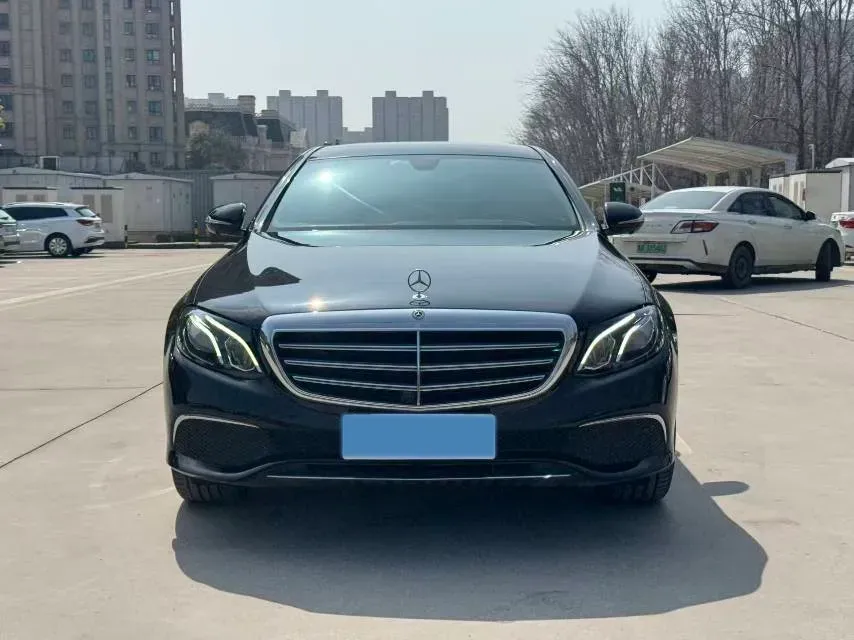 2020 Mercedes-Benz E Class 2.0T 258HP L4 9AT,autocango,china used car exporter,china ev exporter,chinese used car exporter,chinese used ev exporter