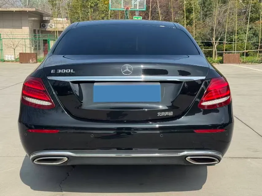 2020 Mercedes-Benz E Class 2.0T 258HP L4 9AT,autocango,china used car exporter,china ev exporter,chinese used car exporter,chinese used ev exporter