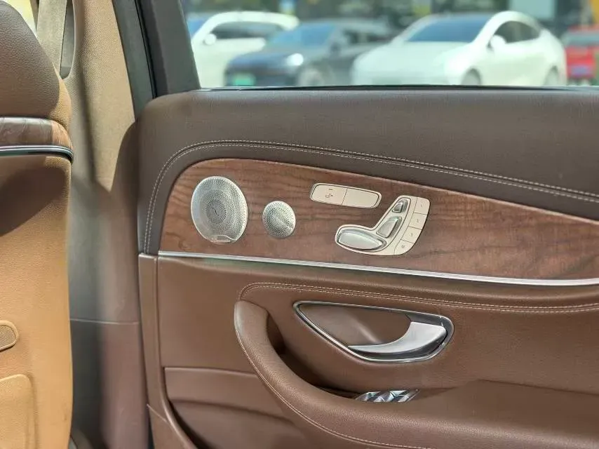 2020 Mercedes-Benz E Class 2.0T 258HP L4 9AT,autocango,china used car exporter,china ev exporter,chinese used car exporter,chinese used ev exporter