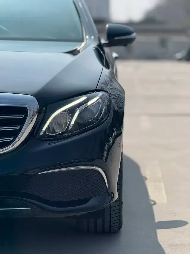 2020 Mercedes-Benz E Class 2.0T 258HP L4 9AT,autocango,china used car exporter,china ev exporter,chinese used car exporter,chinese used ev exporter