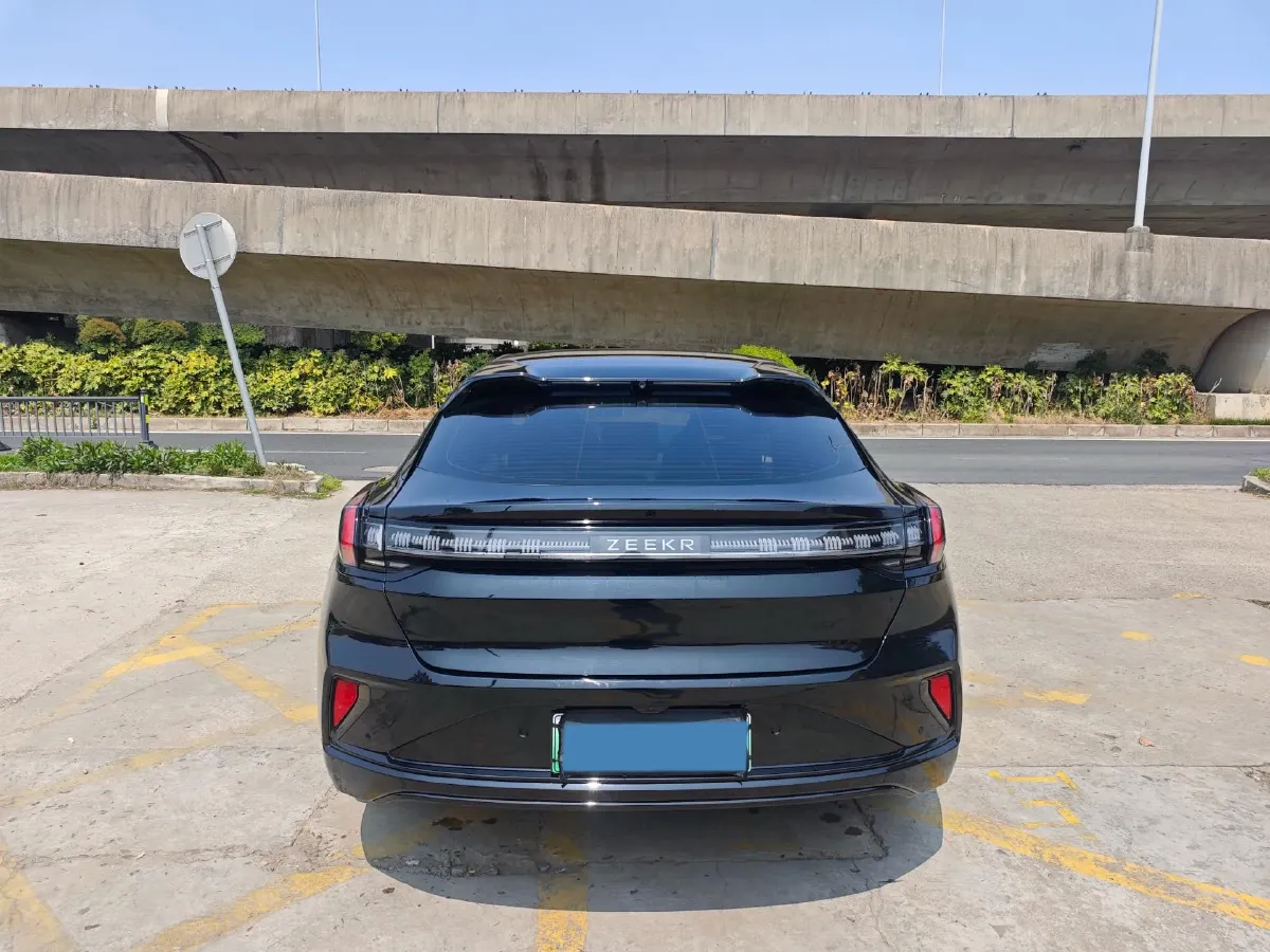 2024 Zeekr 001 BEV 100KWH,autocango,china used car exporter,china ev exporter,chinese used car exporter,chinese used ev exporter