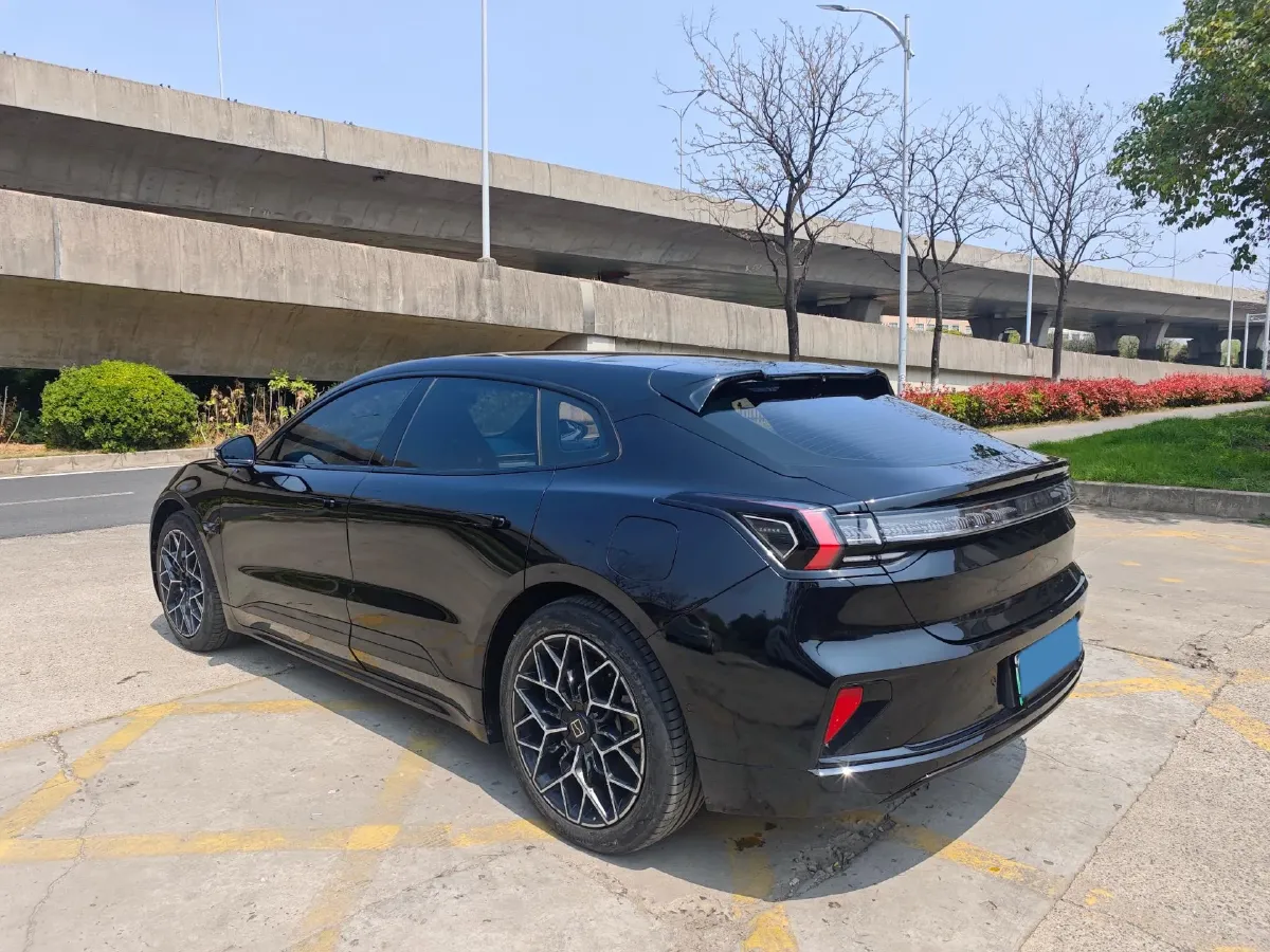 2024 Zeekr 001 BEV 100KWH,autocango,china used car exporter,china ev exporter,chinese used car exporter,chinese used ev exporter