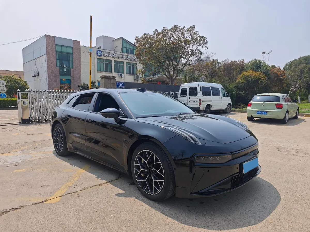 2024 Zeekr 001 BEV 100KWH,autocango,china used car exporter,china ev exporter,chinese used car exporter,chinese used ev exporter