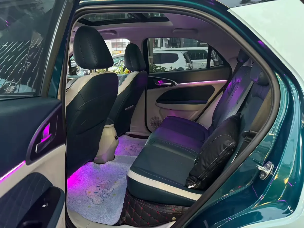 2022 ChangAn CS75 Plus 1.5T 178HP L4 6AT,autocango,china used car exporter,china ev exporter,chinese used car exporter,chinese used ev exporter