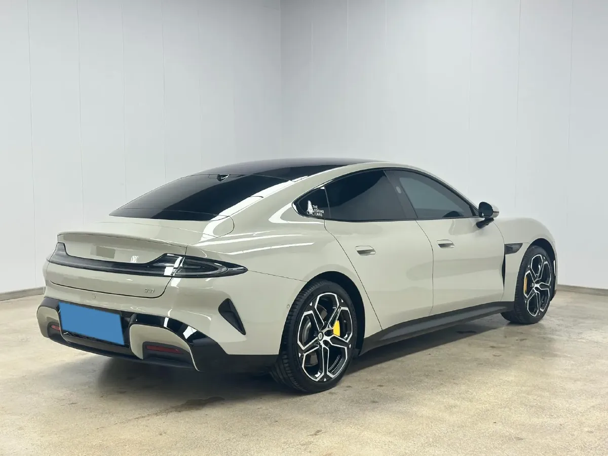 2024 MI SU7 BEV 73.6KWH,autocango,china used car exporter,china ev exporter,chinese used car exporter,chinese used ev exporter