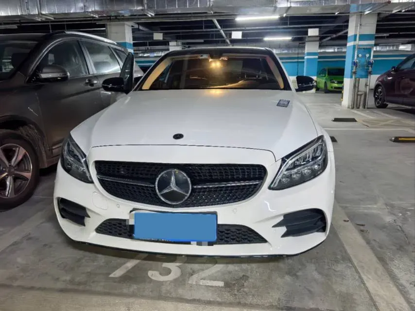 2021 Mercedes-Benz C Class 1.5T 184HP L4 9AT,autocango,china used car exporter,china ev exporter,chinese used car exporter,chinese used ev exporter