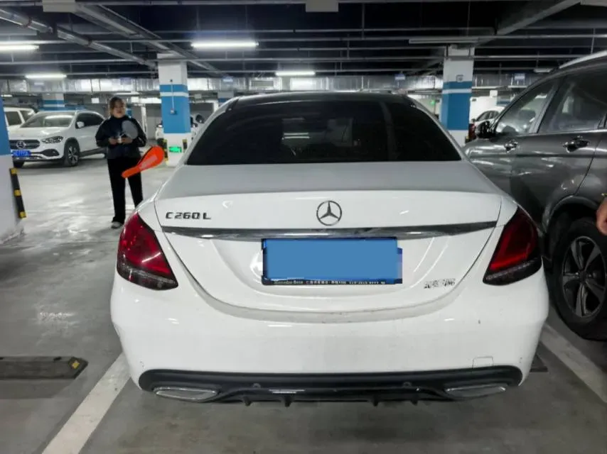 2021 Mercedes-Benz C Class 1.5T 184HP L4 9AT,autocango,china used car exporter,china ev exporter,chinese used car exporter,chinese used ev exporter