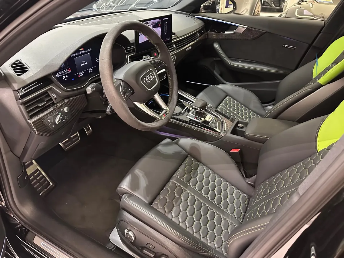 2024 Audi RS 4 2.9T 450HP V6 8AT,autocango,china used car exporter,china ev exporter,chinese used car exporter,chinese used ev exporter