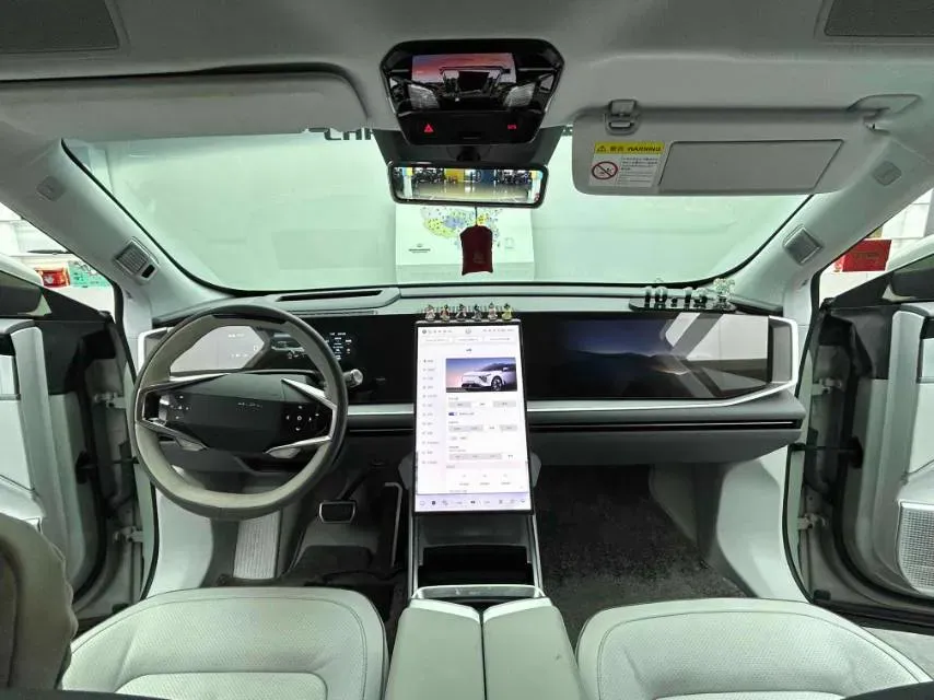 2023 HiPhi Y BEV 76.6KWH,autocango,china used car exporter,china ev exporter,chinese used car exporter,chinese used ev exporter