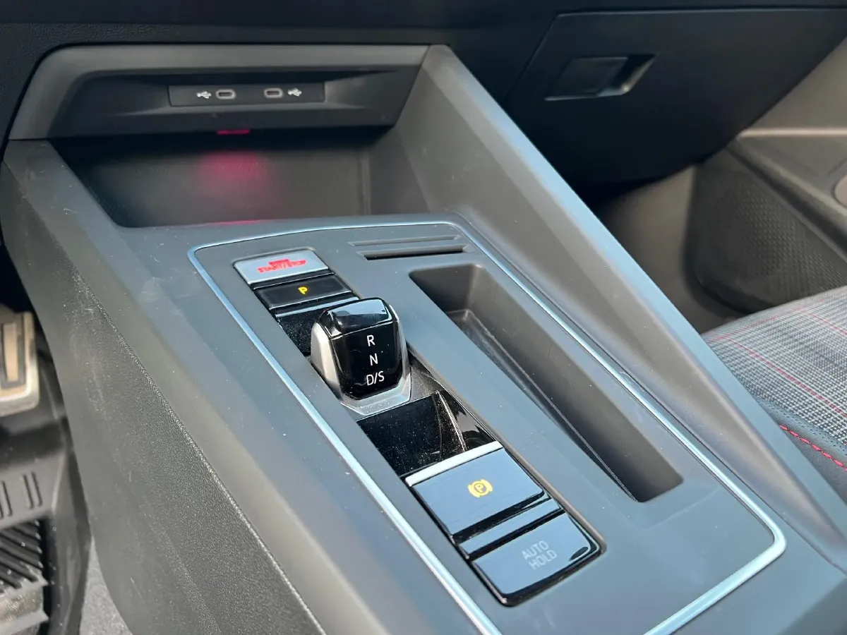 2021 Honda CR-V 1.5T 193HP L4 CVT,autocango,china used car exporter,china ev exporter,chinese used car exporter,chinese used ev exporter