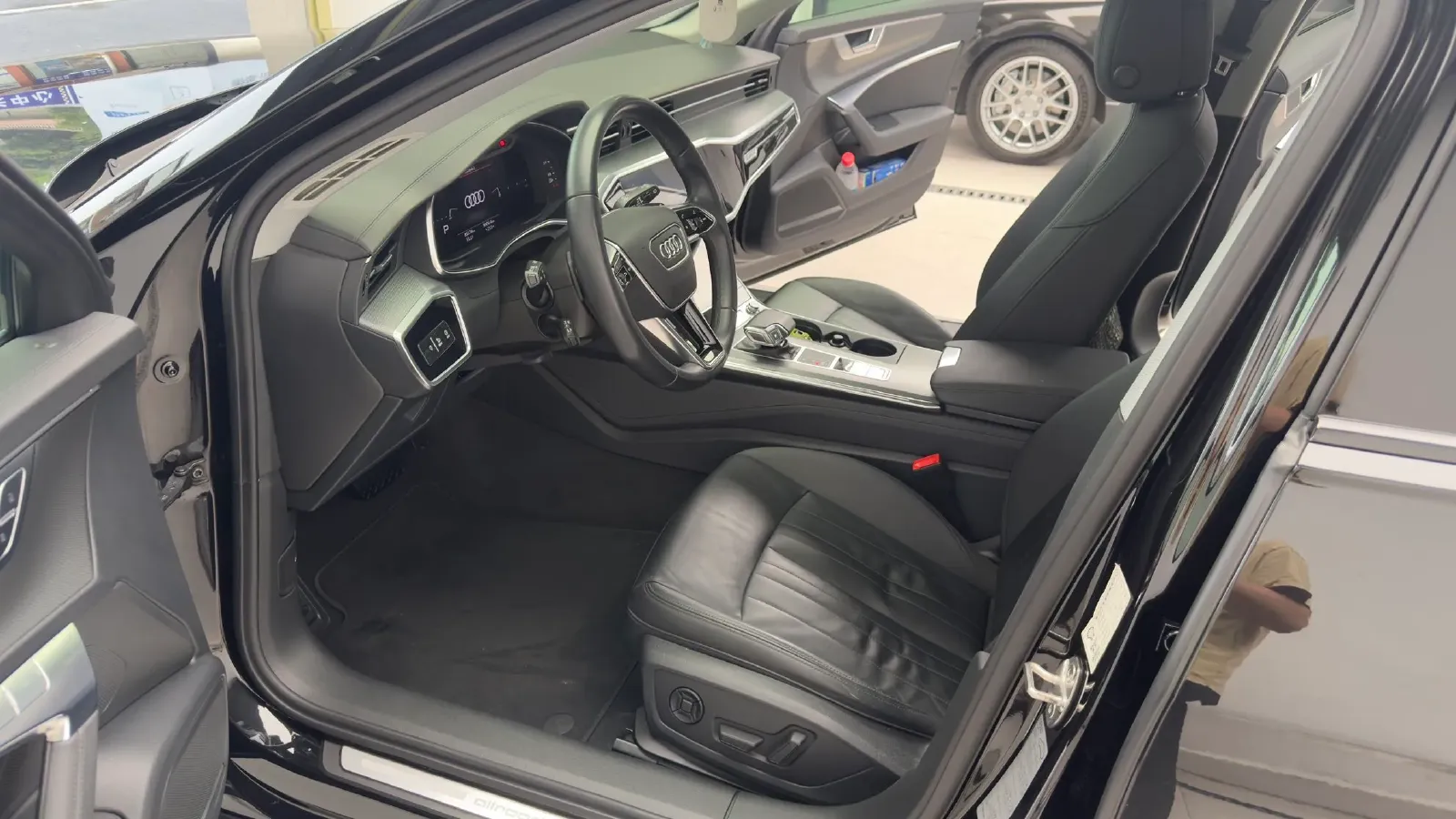 2022 Audi A6 3.0T 340HP V6 7DCT,autocango,china used car exporter,china ev exporter,chinese used car exporter,chinese used ev exporter