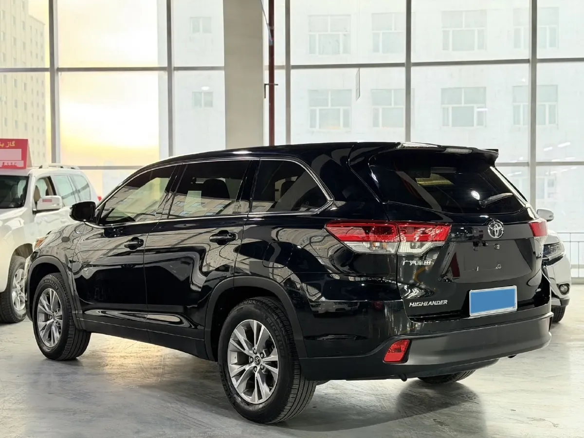 2019 Mazda CX-8 2.5L 192HP L4 6AT,autocango,china used car exporter,china ev exporter,chinese used car exporter,chinese used ev exporter