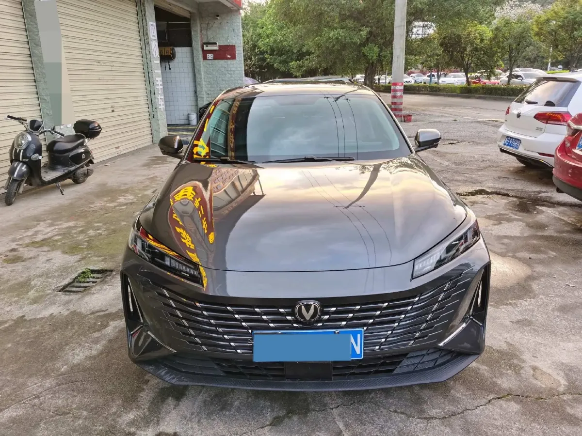 2025 ChangAn Eado 1.5T 192HP L4 7DCT,autocango,china used car exporter,china ev exporter,chinese used car exporter,chinese used ev exporter