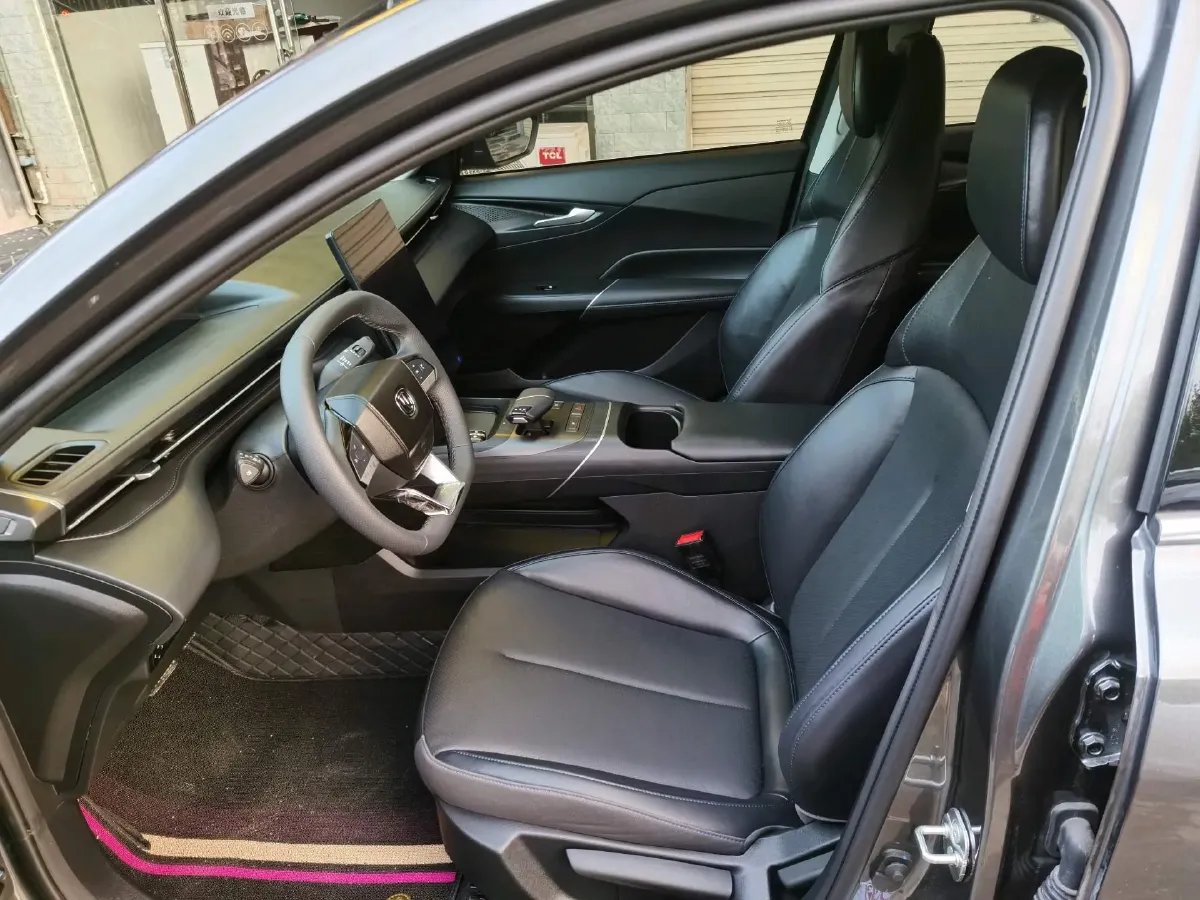 2025 ChangAn Eado 1.5T 192HP L4 7DCT,autocango,china used car exporter,china ev exporter,chinese used car exporter,chinese used ev exporter