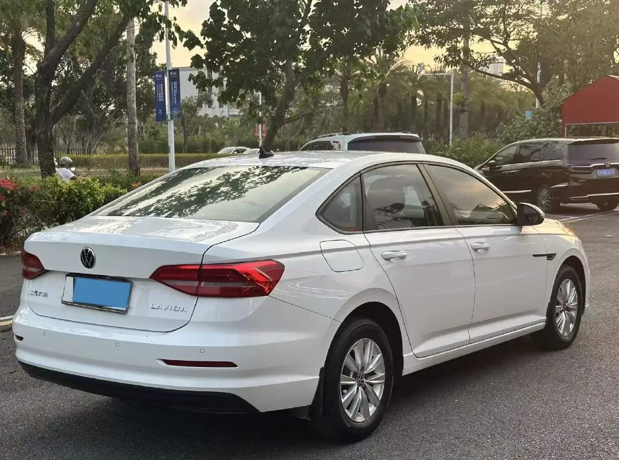2021 Volkswagen Lavida 1.5L 113HP L4 6AT,autocango,china used car exporter,china ev exporter,chinese used car exporter,chinese used ev exporter