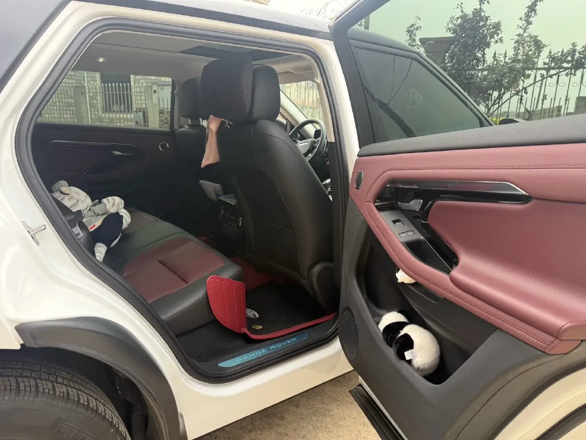 2023 Land Rover Range Rover Evoque 2.0T 249HP L4 9AT,autocango,china used car exporter,china ev exporter,chinese used car exporter,chinese used ev exporter