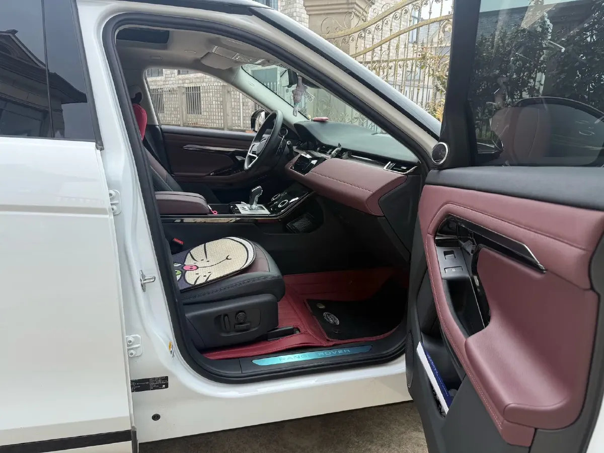 2023 Land Rover Range Rover Evoque 2.0T 249HP L4 9AT,autocango,china used car exporter,china ev exporter,chinese used car exporter,chinese used ev exporter