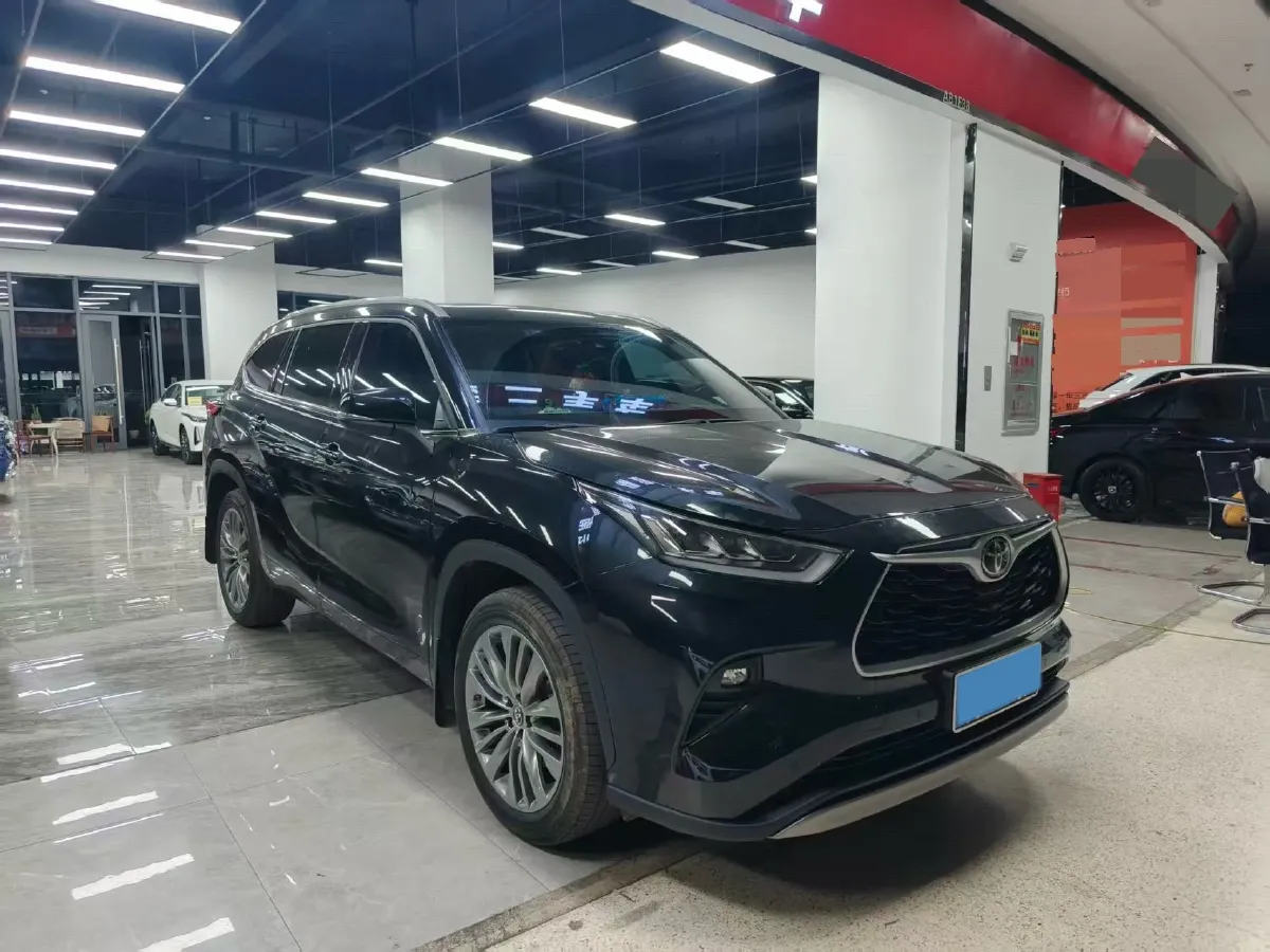 2022 Toyota Highlander 2.0T 248HP L4 8AT,autocango,china used car exporter,china ev exporter,chinese used car exporter,chinese used ev exporter