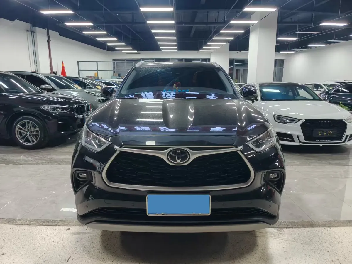 2022 Toyota Highlander 2.0T 248HP L4 8AT,autocango,china used car exporter,china ev exporter,chinese used car exporter,chinese used ev exporter