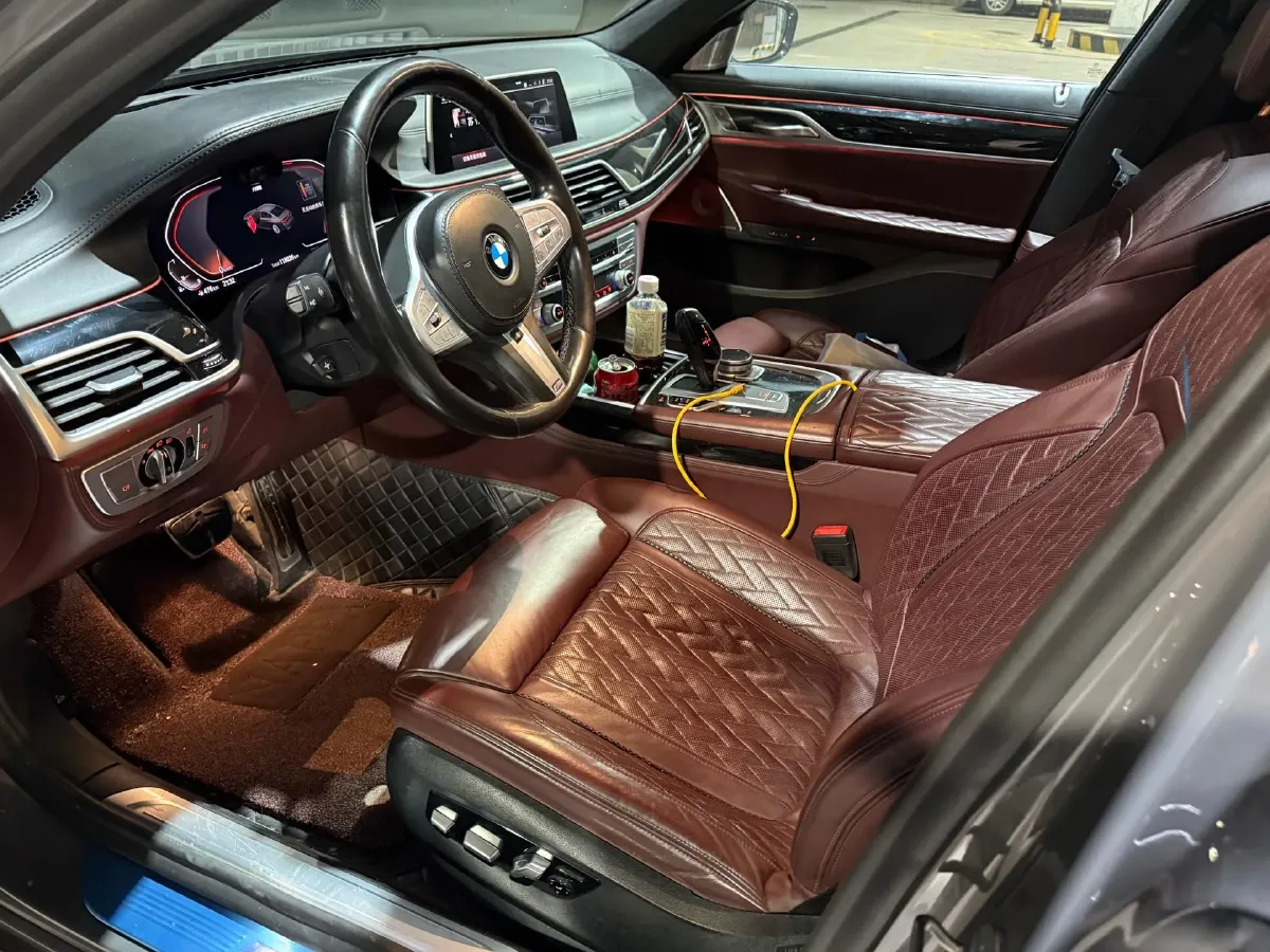 2019 BMW 7 Series 3.0T 340HP L6 8AT,autocango,china used car exporter,china ev exporter,chinese used car exporter,chinese used ev exporter