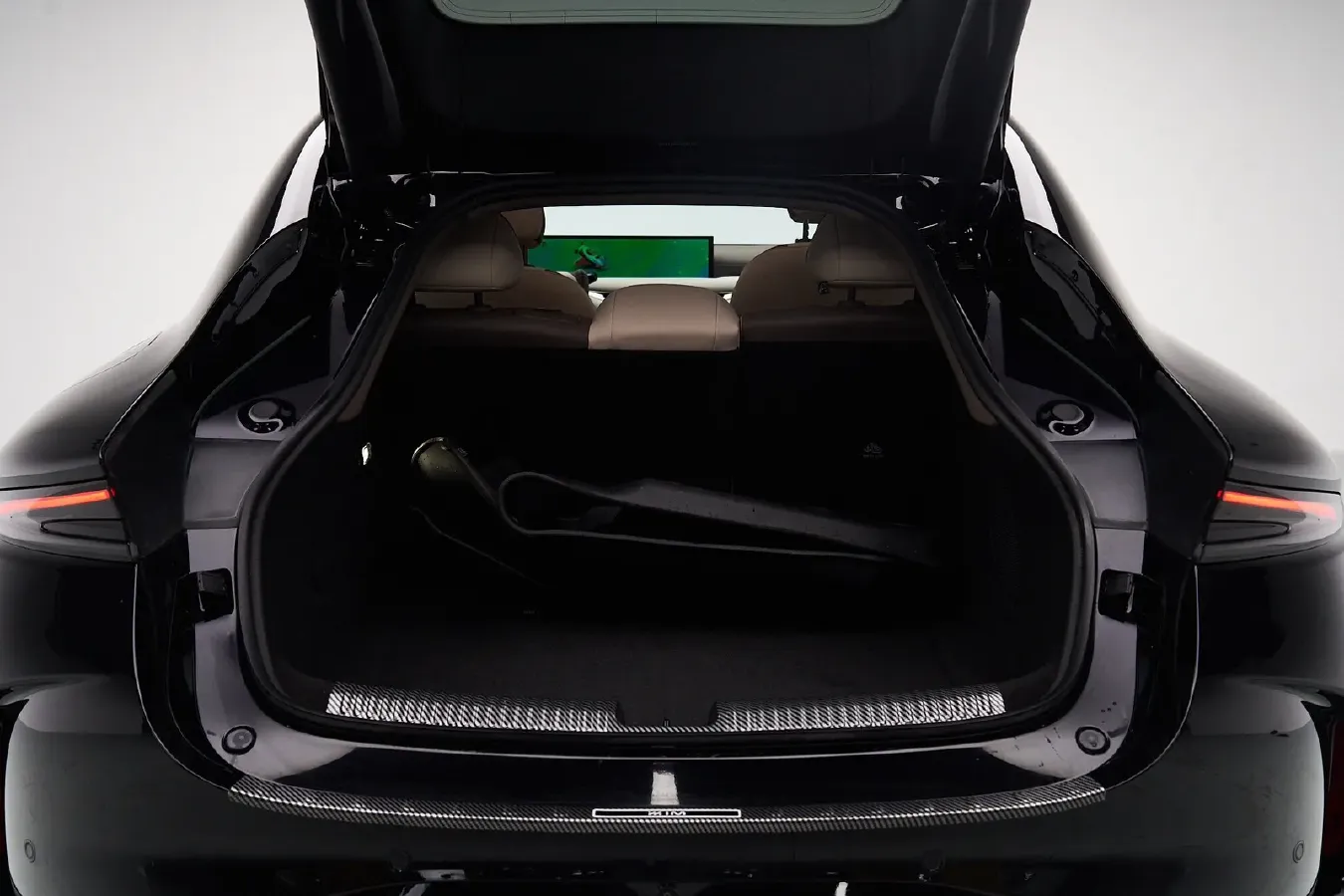 2025 IM L6 BEV,autocango,china used car exporter,china ev exporter,chinese used car exporter,chinese used ev exporter