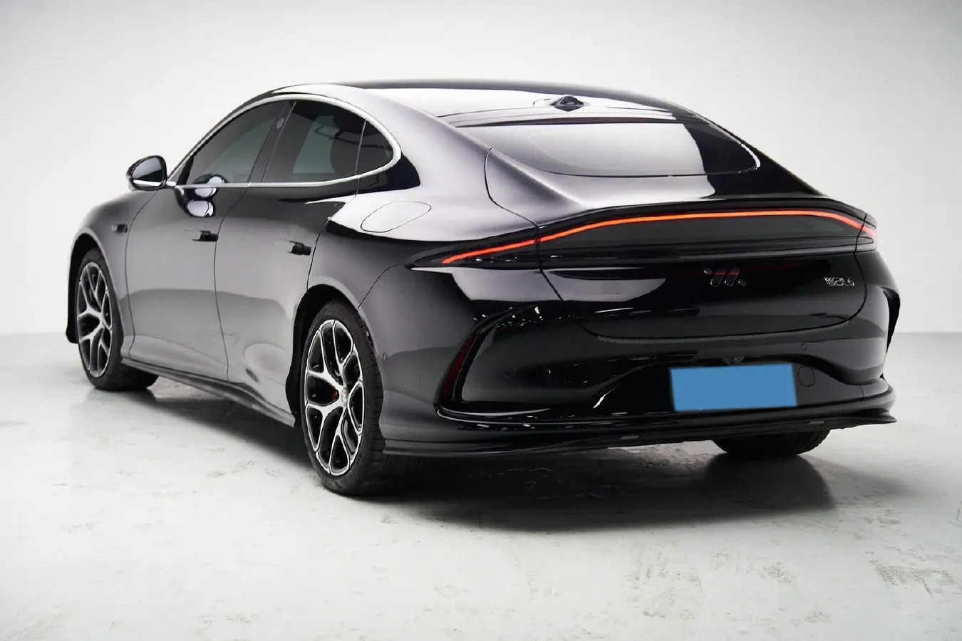 2025 IM L6 BEV,autocango,china used car exporter,china ev exporter,chinese used car exporter,chinese used ev exporter