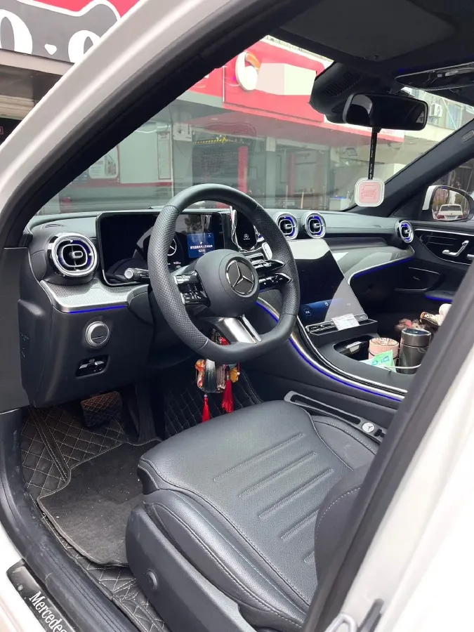 2025 Mercedes-Benz C Class 1.5T 204HP L4 9AT,autocango,china used car exporter,china ev exporter,chinese used car exporter,chinese used ev exporter