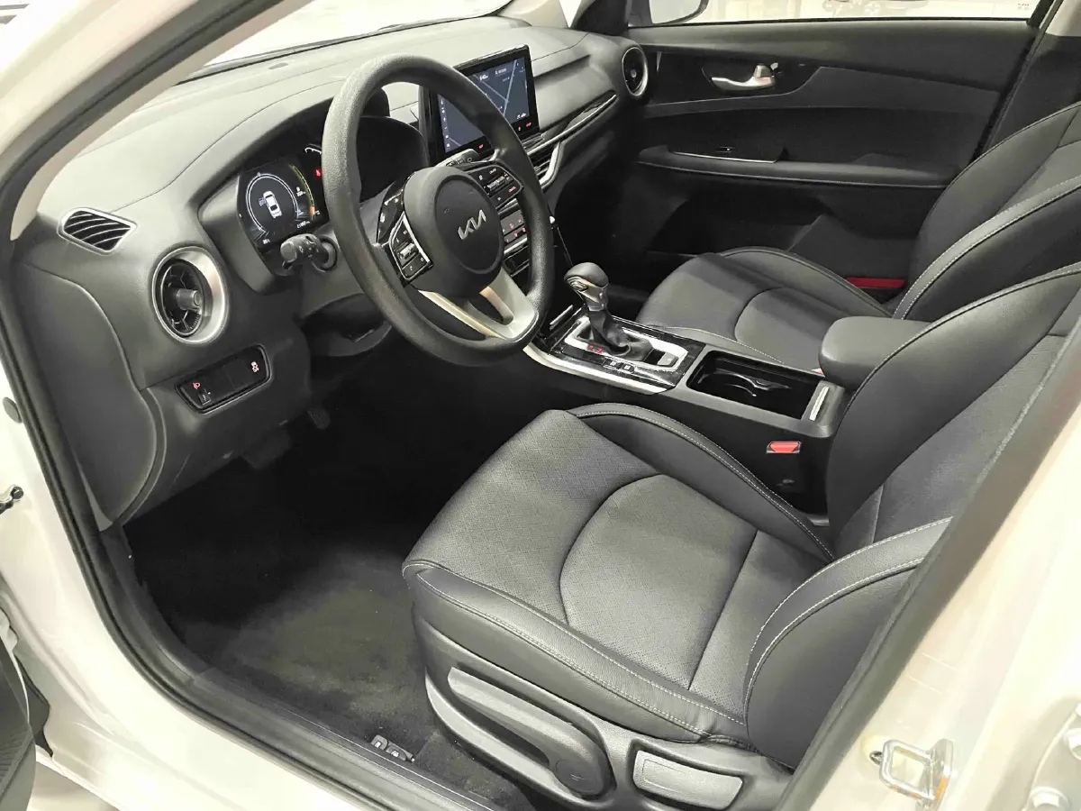 2021 Kia K3 1.5L 115HP L4 CVT,autocango,china used car exporter,china ev exporter,chinese used car exporter,chinese used ev exporter