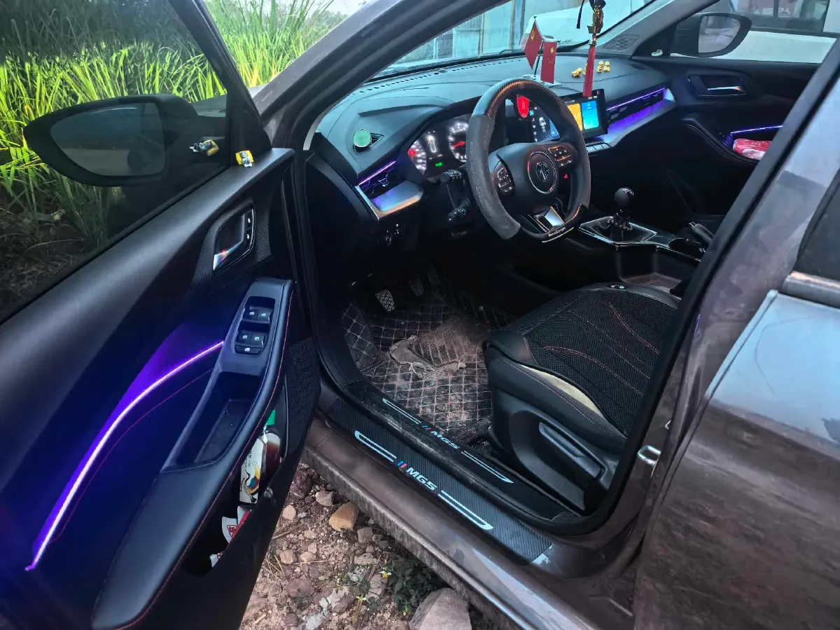 2023 MG 5 1.5L 129HP L4 5MT,autocango,china used car exporter,china ev exporter,chinese used car exporter,chinese used ev exporter