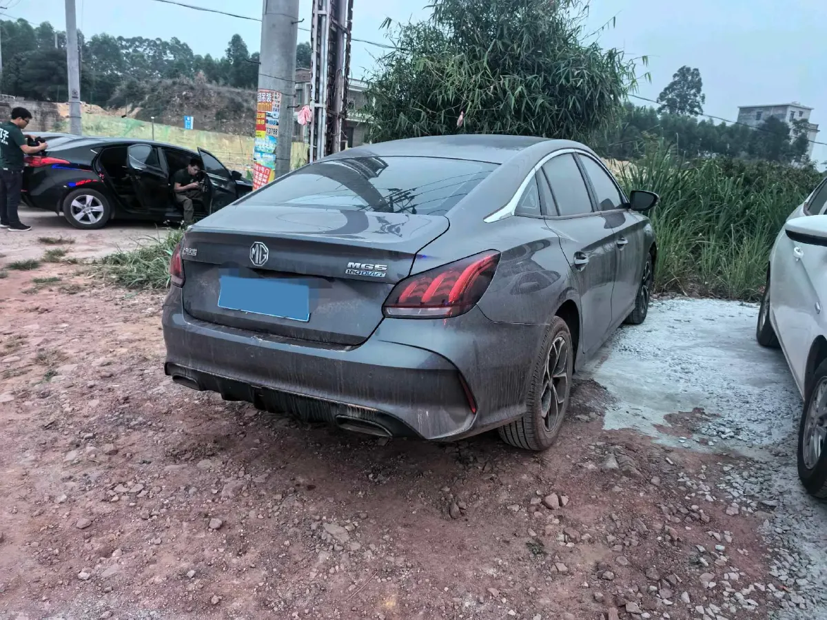 2023 MG 5 1.5L 129HP L4 5MT,autocango,china used car exporter,china ev exporter,chinese used car exporter,chinese used ev exporter