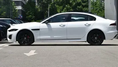2025 Jaguar XEL 2.0T 250HP L4 8AT,autocango,china used car exporter,china ev exporter,chinese used car exporter,chinese used ev exporter